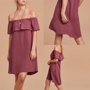 Aritzia/Wilfred Off shoulder Dress.